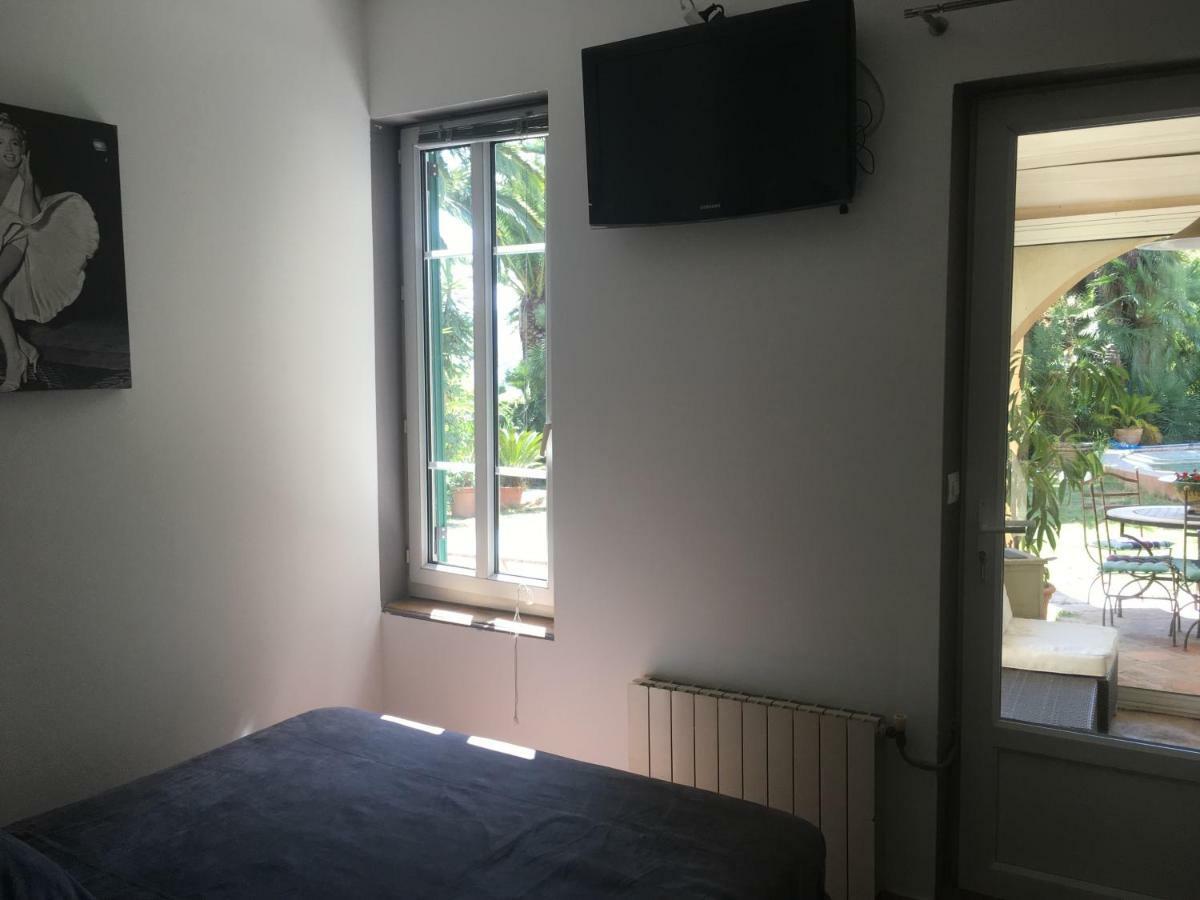 La Mandarinette Hotell La Seyne-sur-Mer Exteriör bild